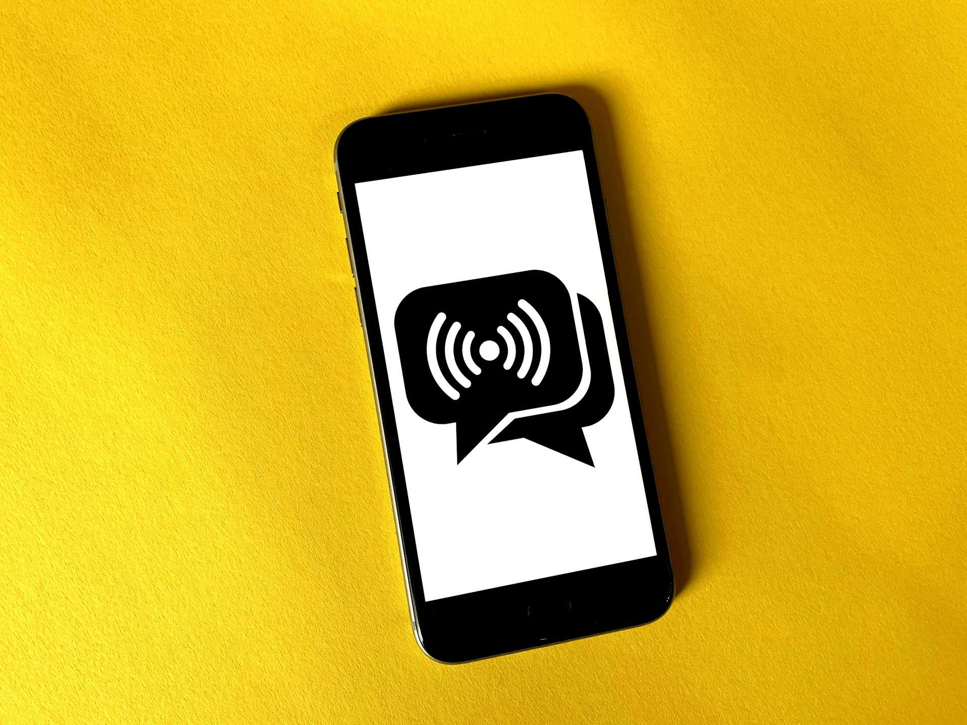 5 Quick Fixes for AI Chatbot Response Errors in Customer Service