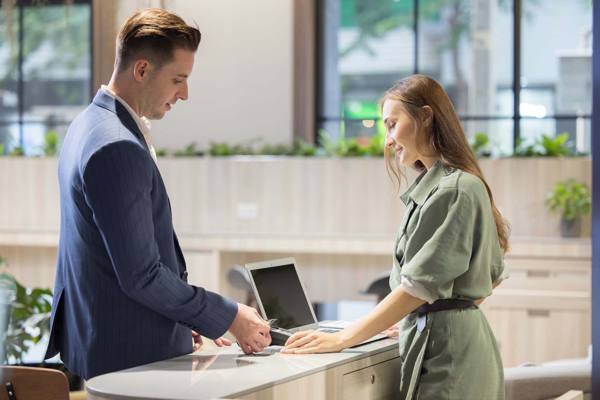 How Customer Service AI Solutions Handle Seasonal Spikes