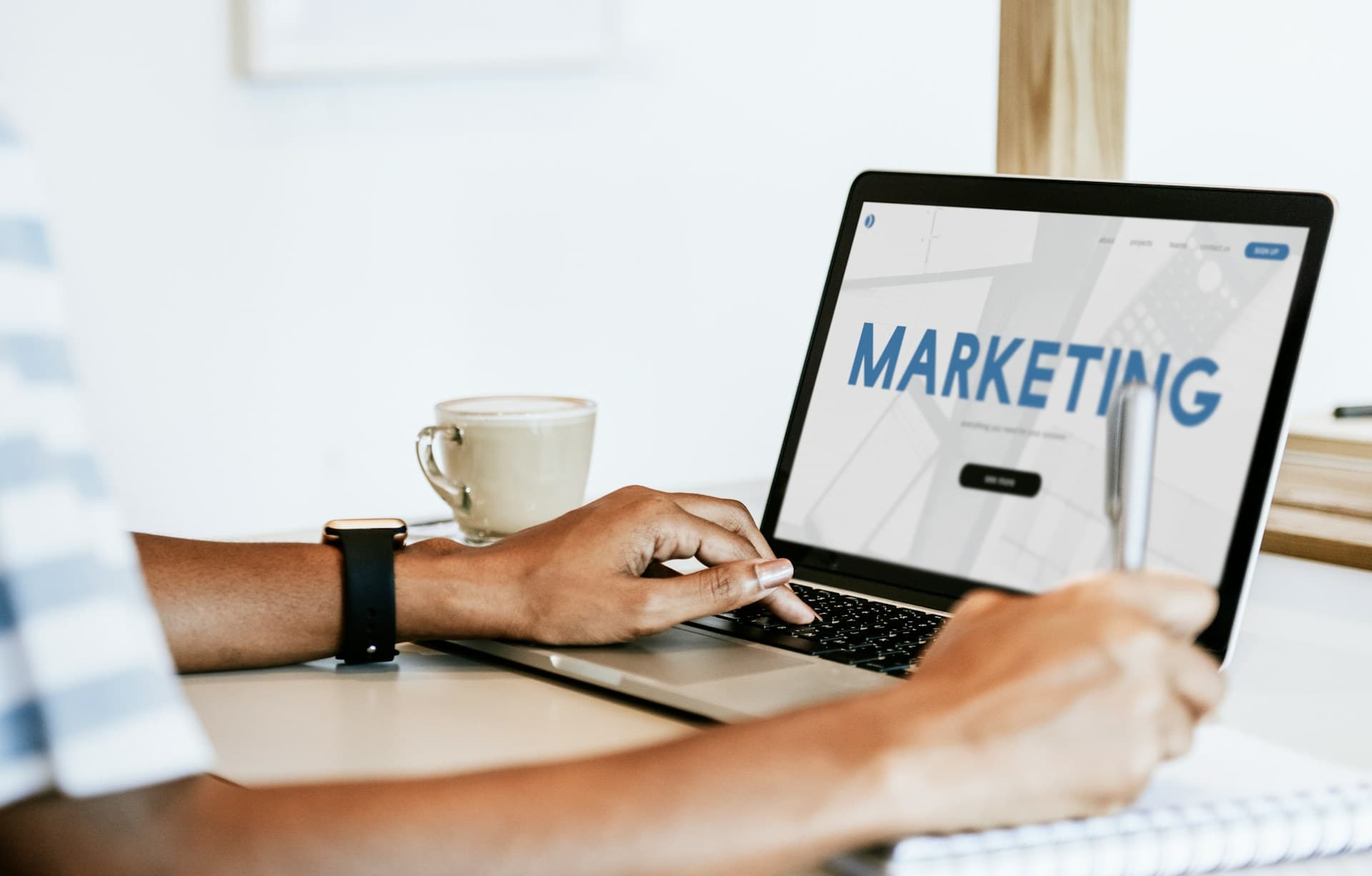 Breaking Down Digital Marketing Services That Use AI Tools